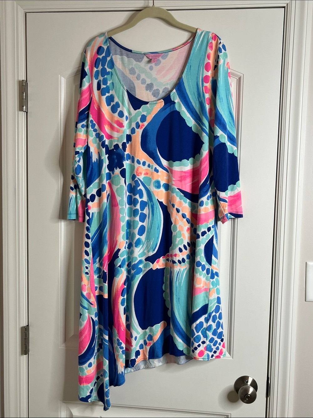 Lily Pulitzer-Ariana-Vibrant Abstract Print Shift Dress in Blue & Pink-XL